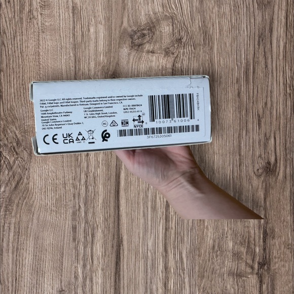 FITBIT INSPIRE 3 HEALTH AND FITNESS TRACKER NEW IN BOX MSRP $100 - Picture 5 of 7